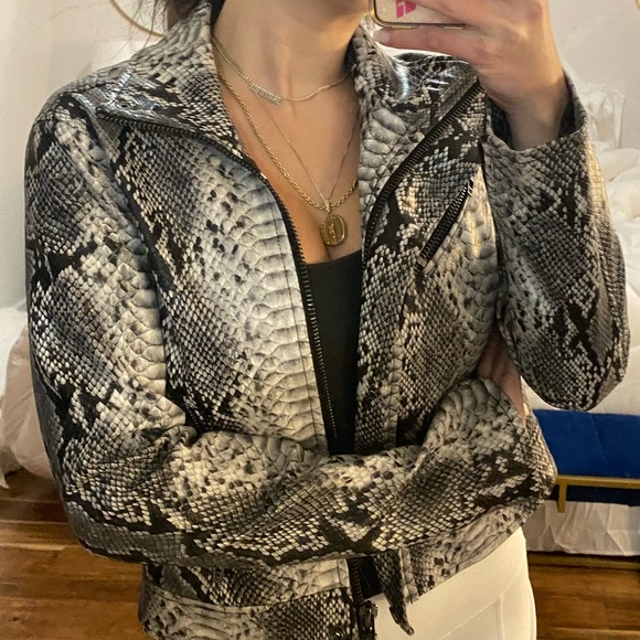 Blank NYC Vegan Leather Moto Jacket Embossed Python Print Size S Biker Coat - Picture 2 of 3